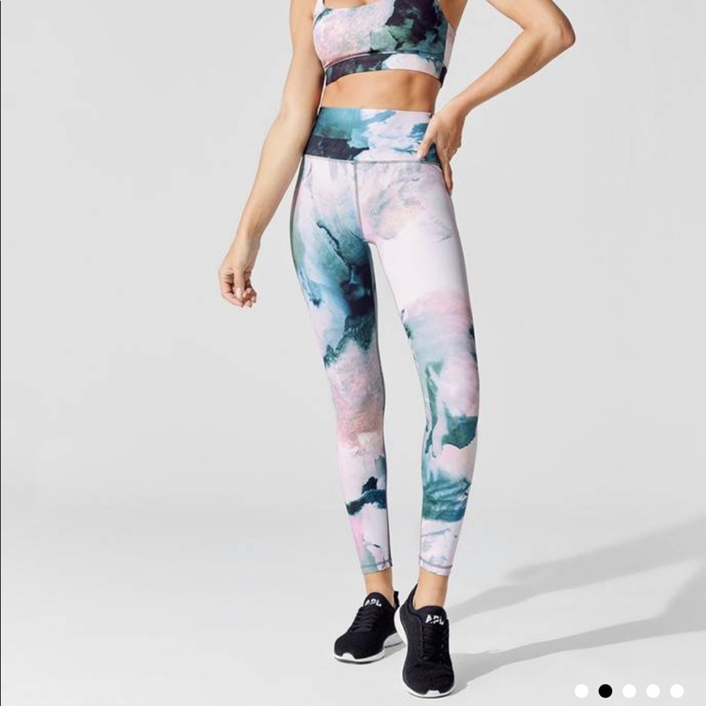Abstract High Rise Legging - Picture 3 of 3